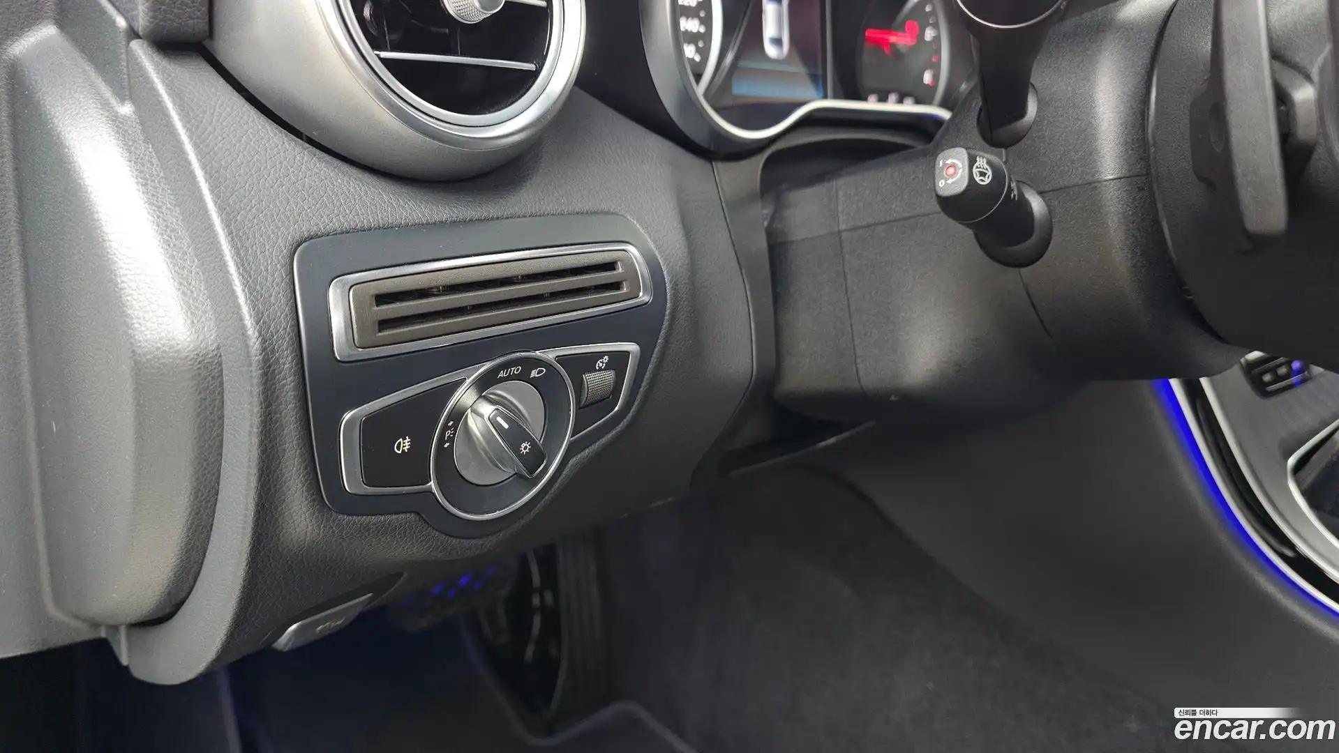 C-Class Mercedes-Benz 2019.6-OPTION-022