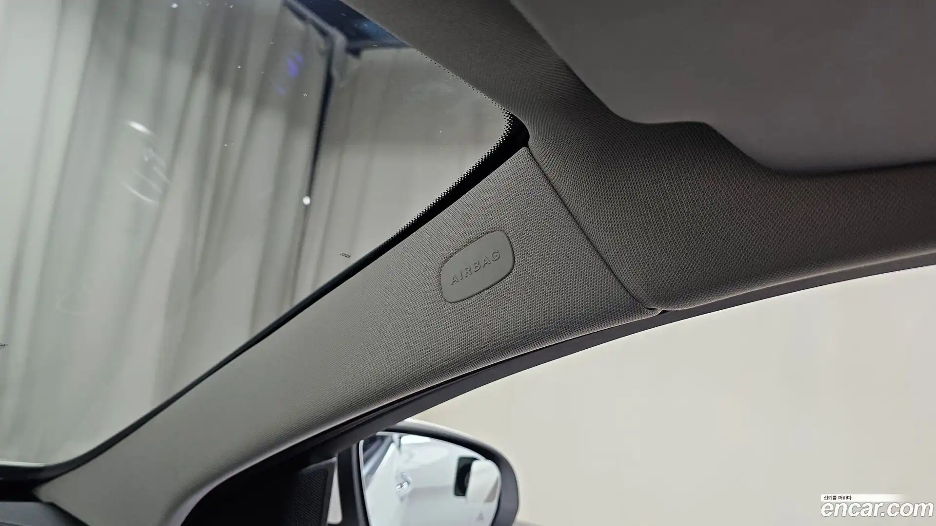 C-Class Mercedes-Benz 2019.6-OPTION-041