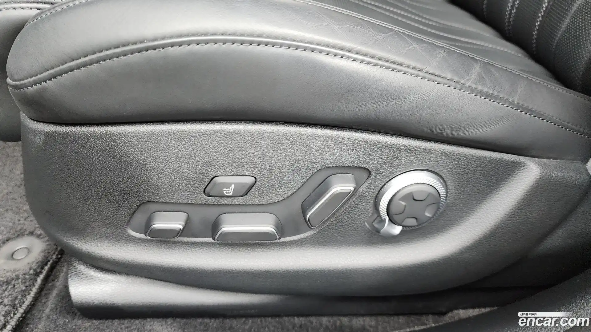 G80 Genesis 2025.0-OPTION-044