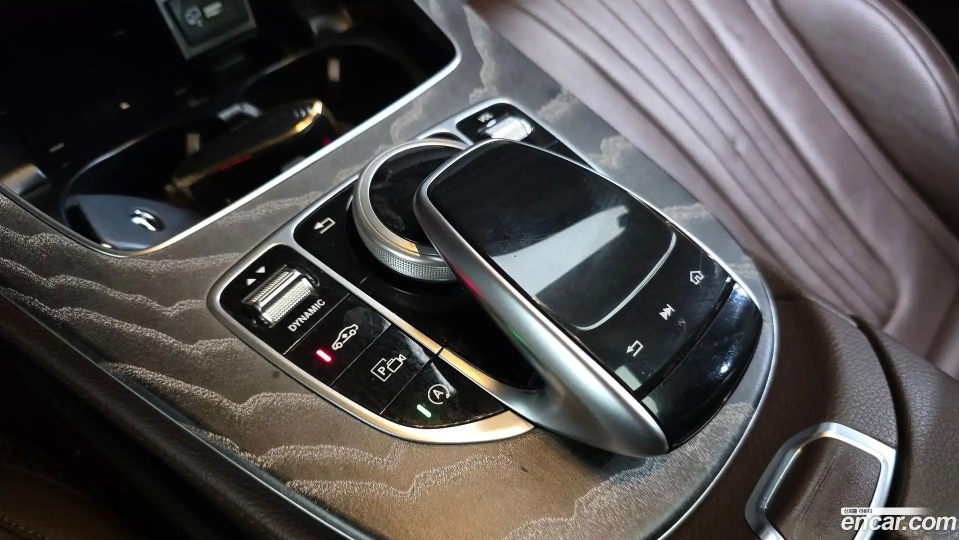 CLS-Class Mercedes-Benz 2019.11-OPTION-020