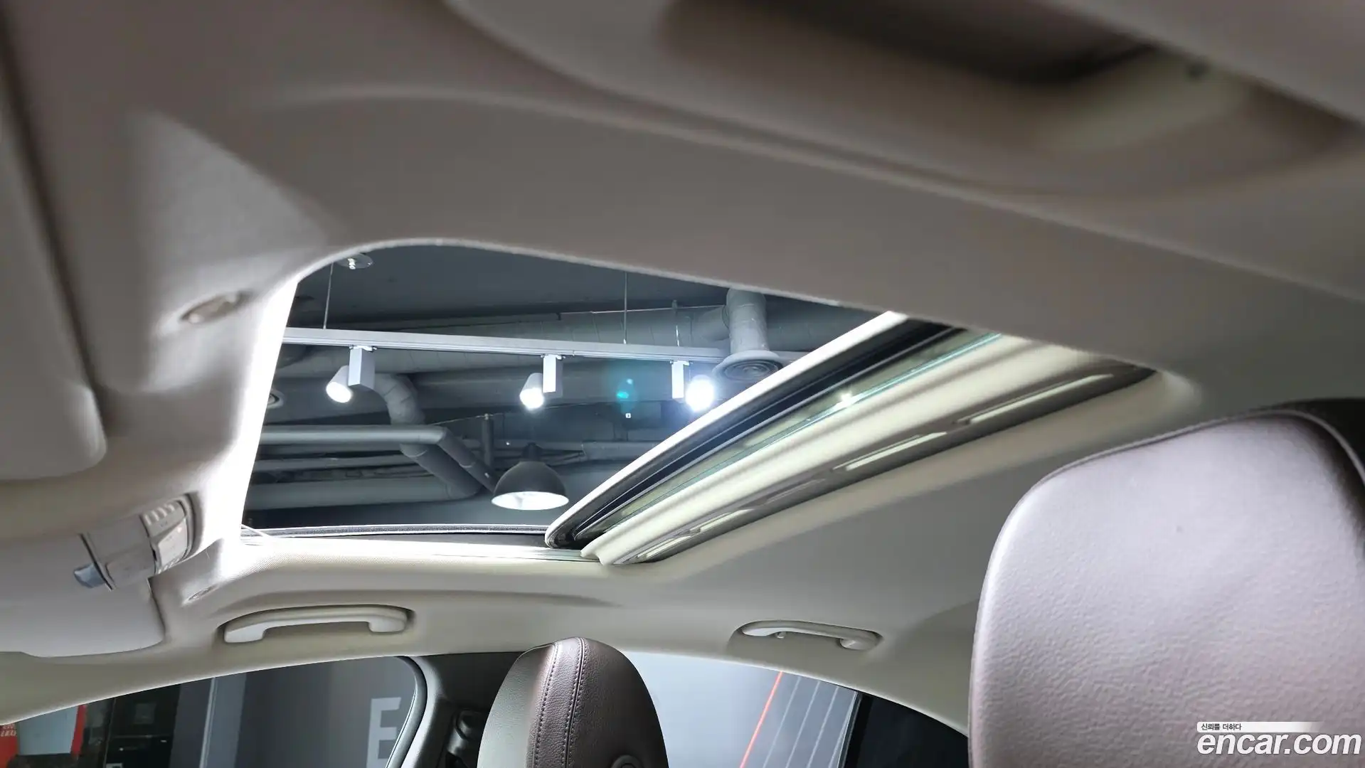 CLS-Class Mercedes-Benz 2019.11-OPTION-043