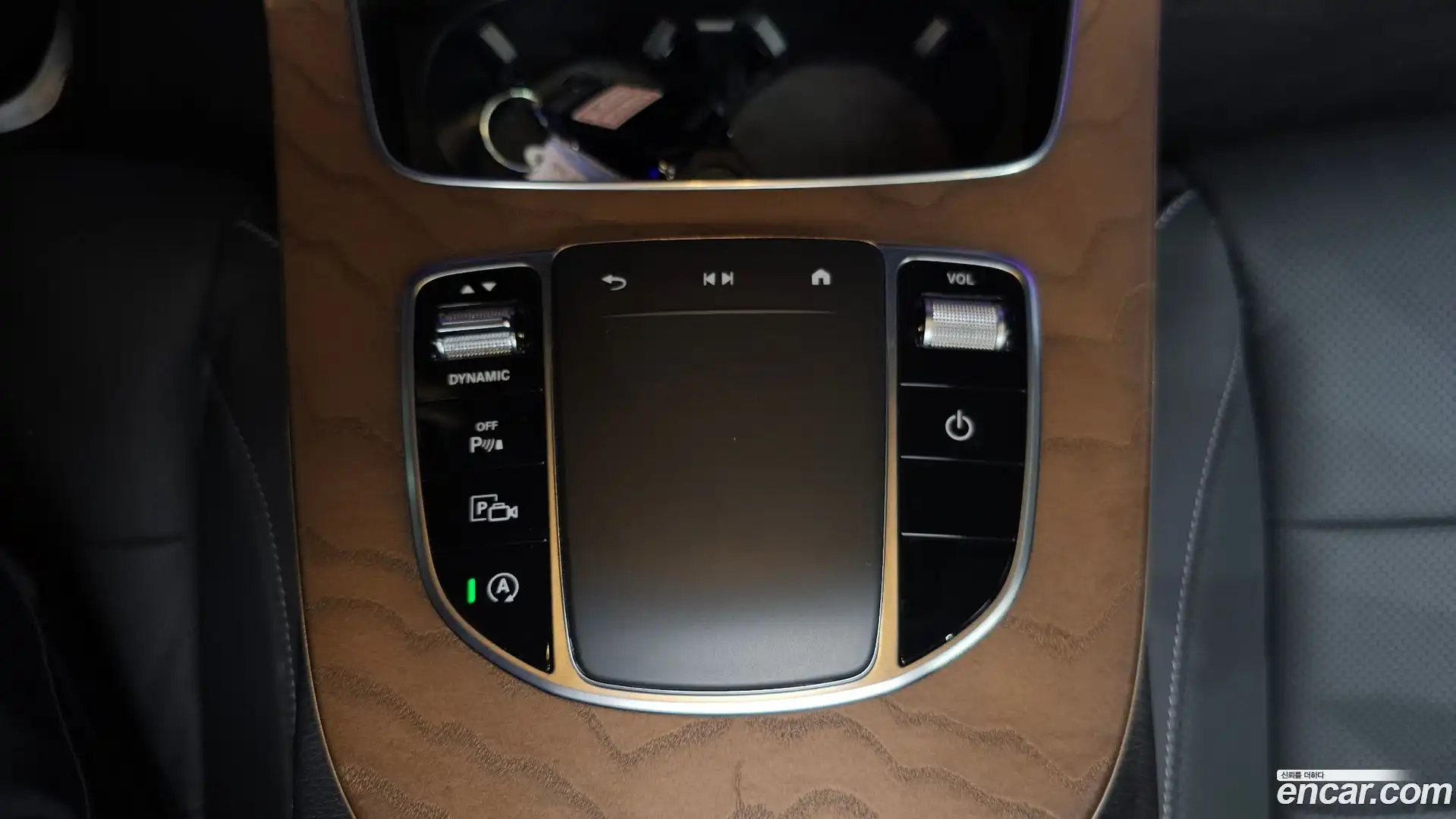 E-Class Mercedes-Benz 2023.7-OPTION-045