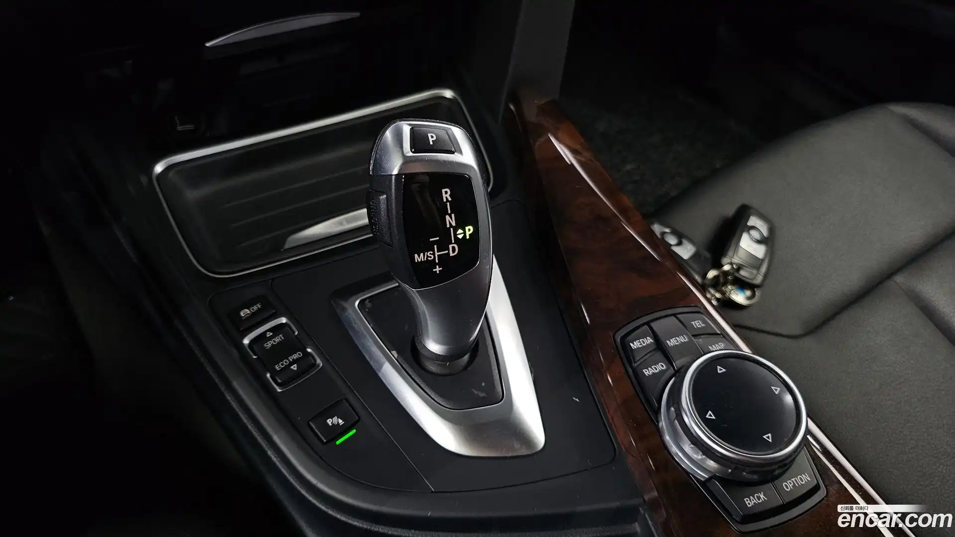 Gran Turismo BMW 2014.8-INNER-009