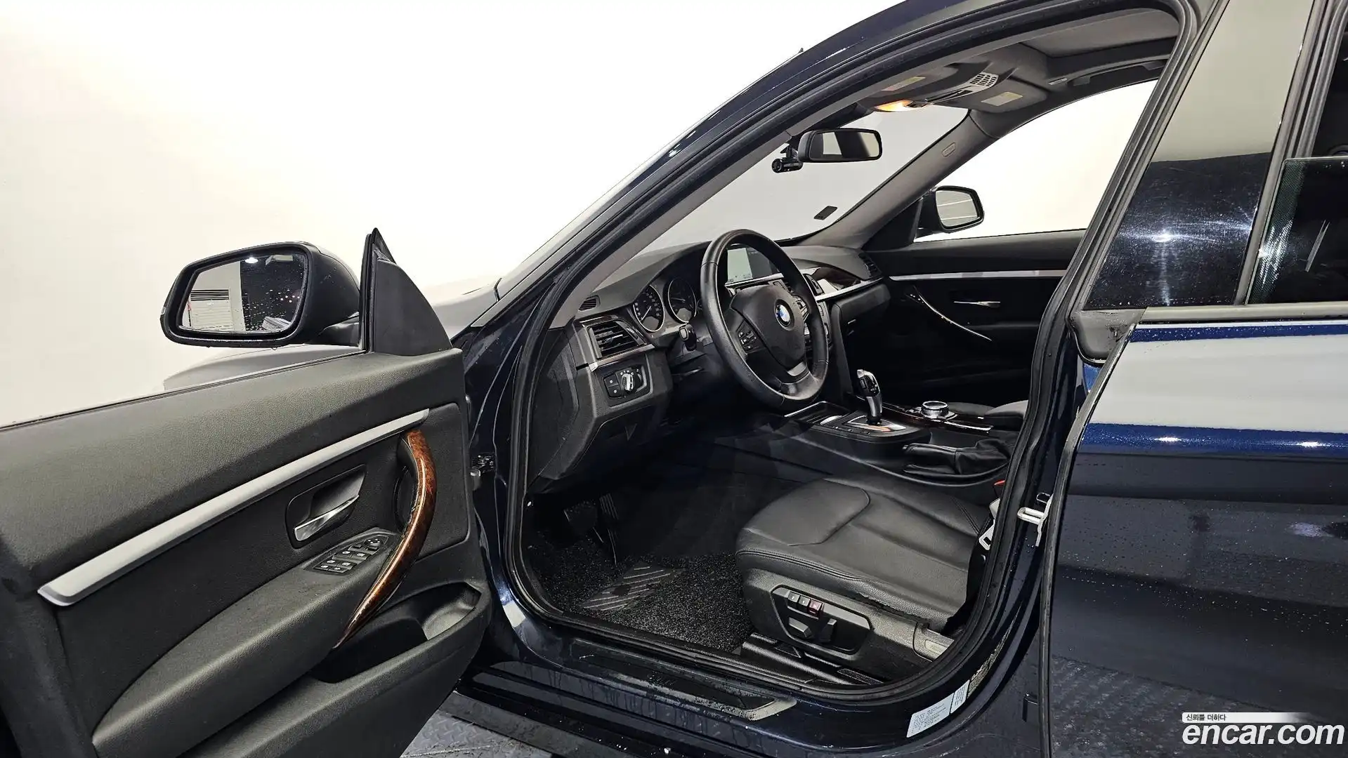 Gran Turismo BMW 2014.8-INNER-010