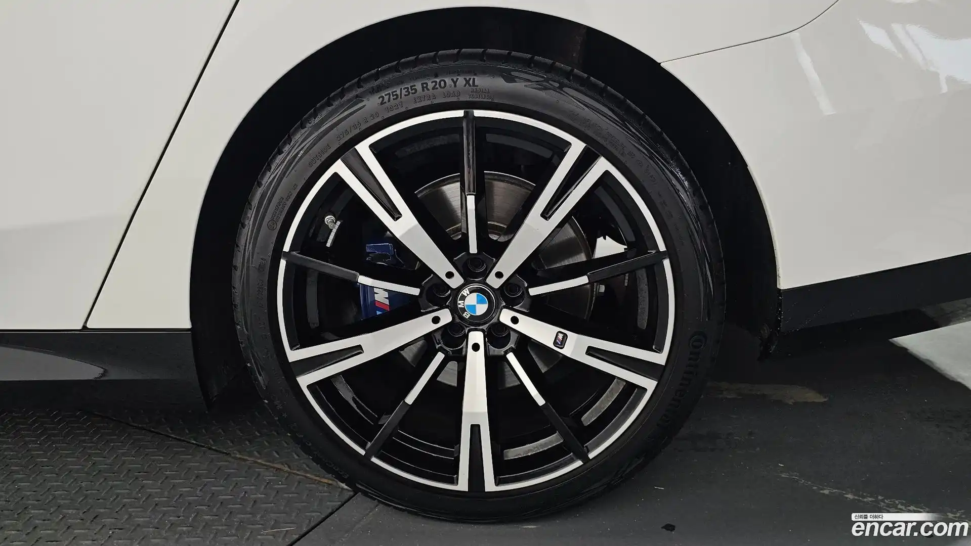 5-Series BMW 2025.1-OUTER-031