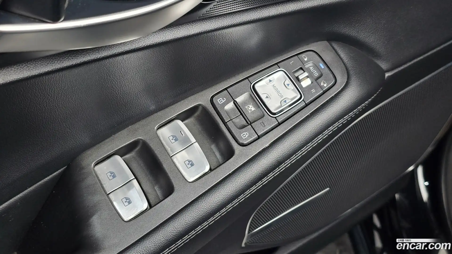 EQ900 Genesis 2016.4-OPTION-041