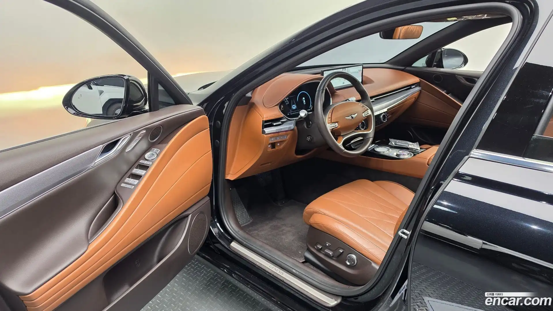 G80 Genesis 2020.4-INNER-010
