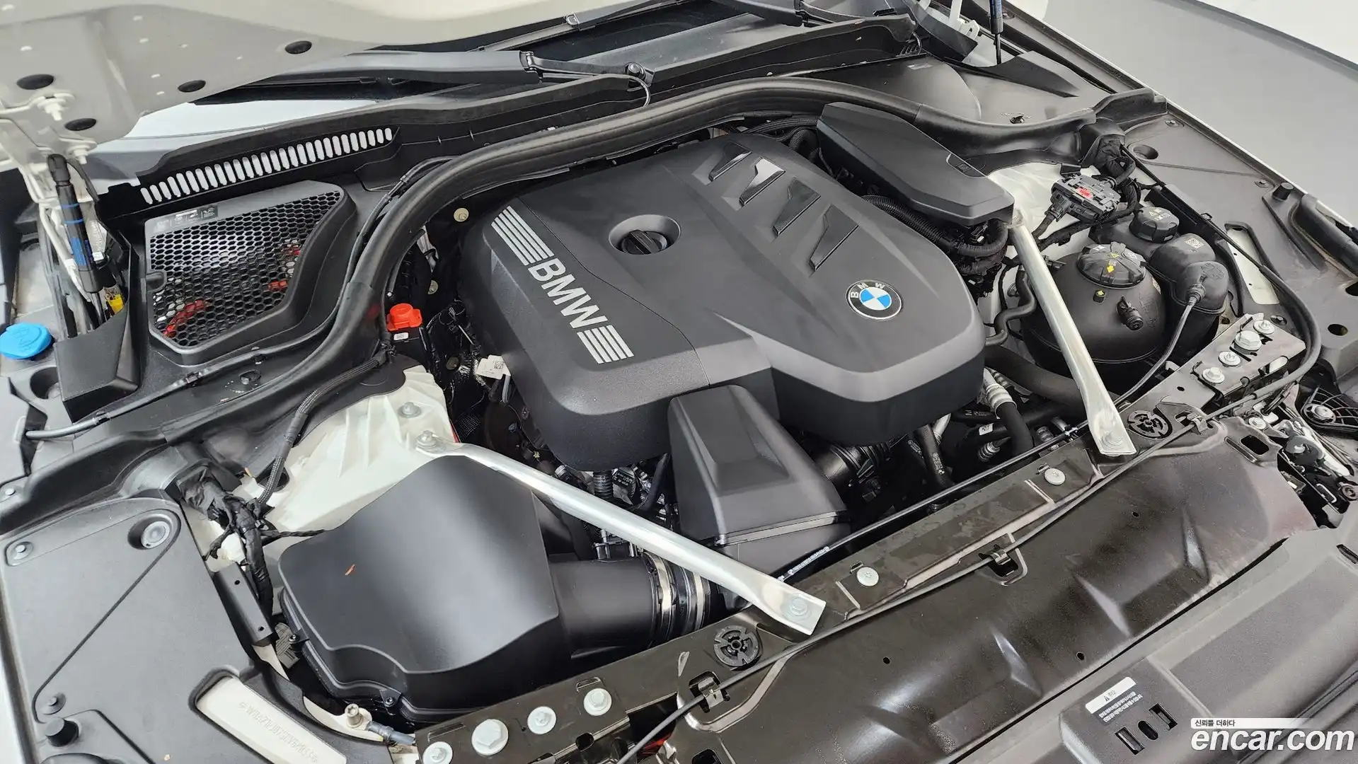 5-Series BMW 2025.8-OUTER-006