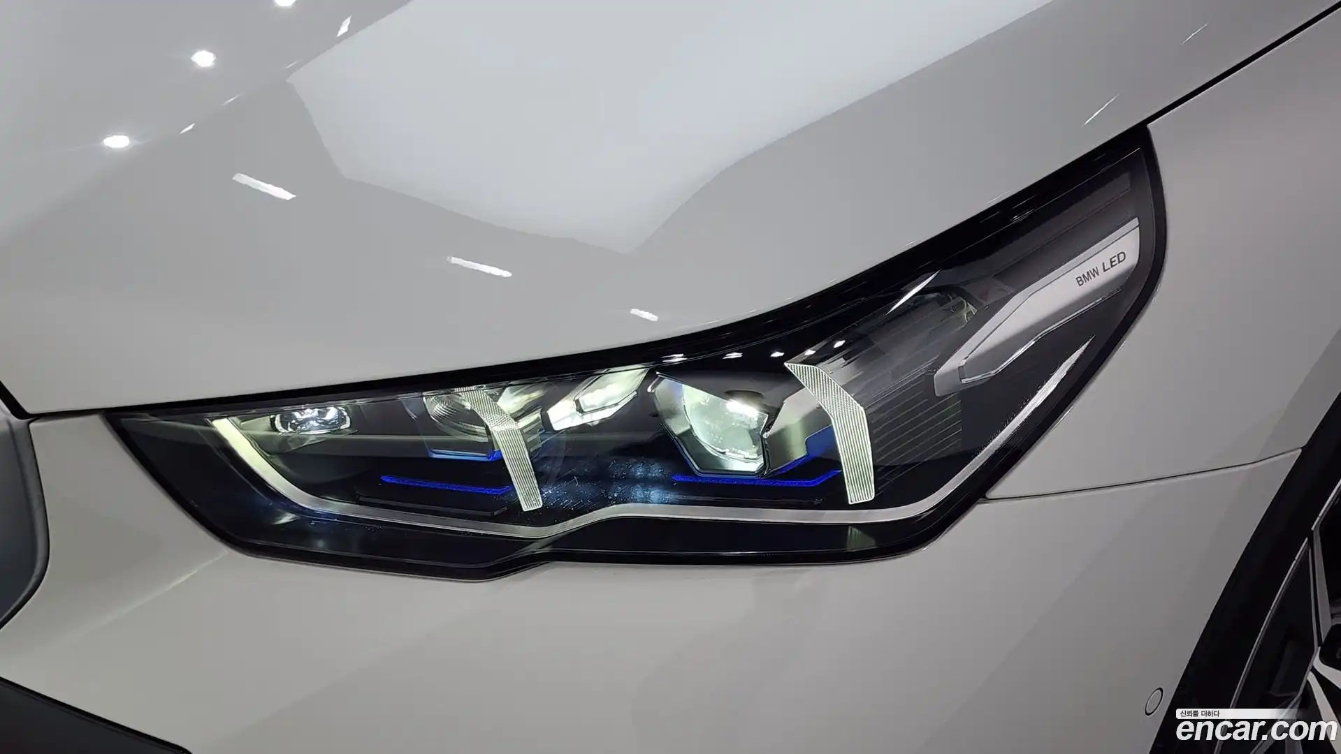 5-Series BMW 2025.8-OUTER-032