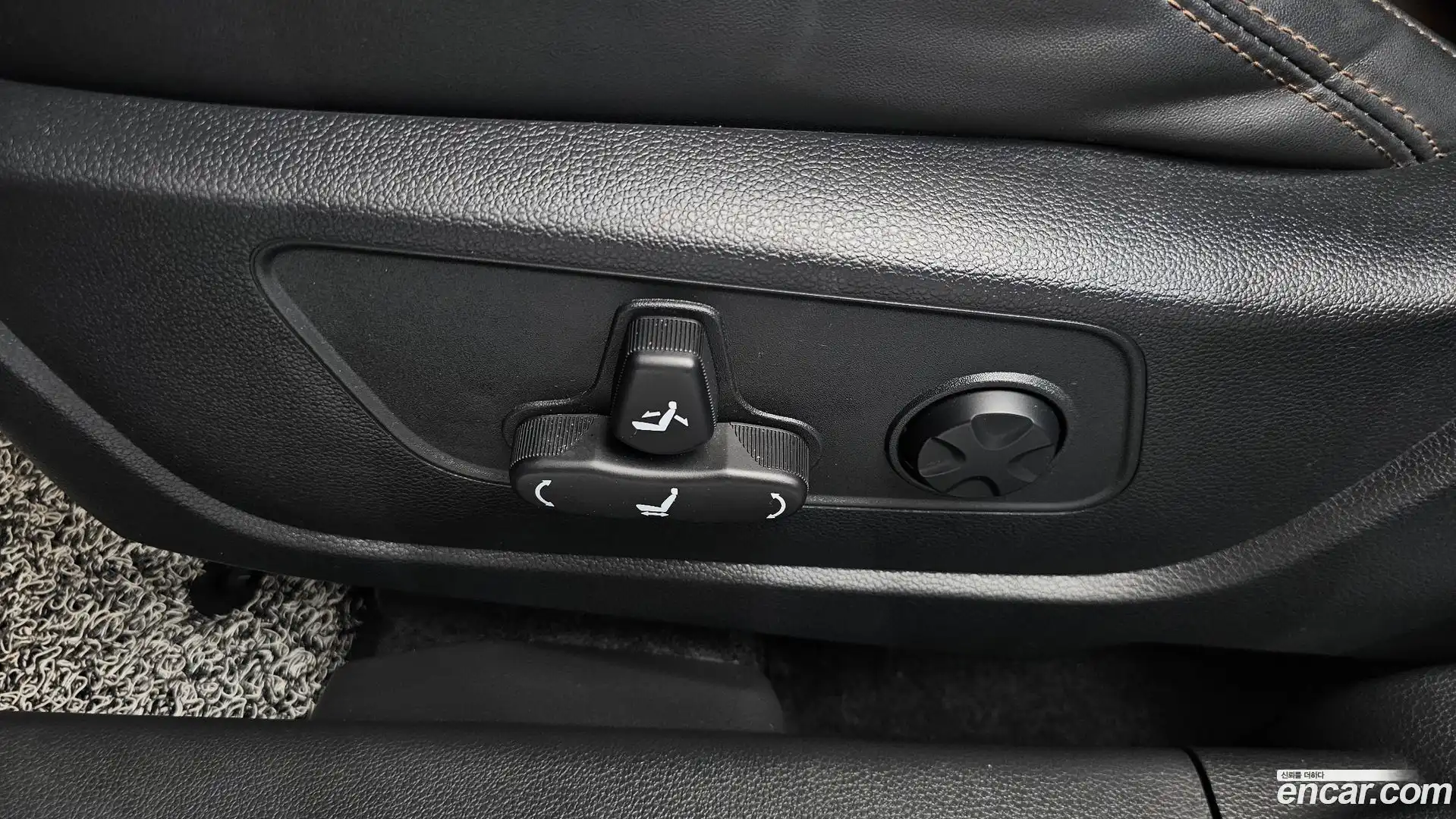 KORANDO KG Mobility 2020.4-OPTION-044