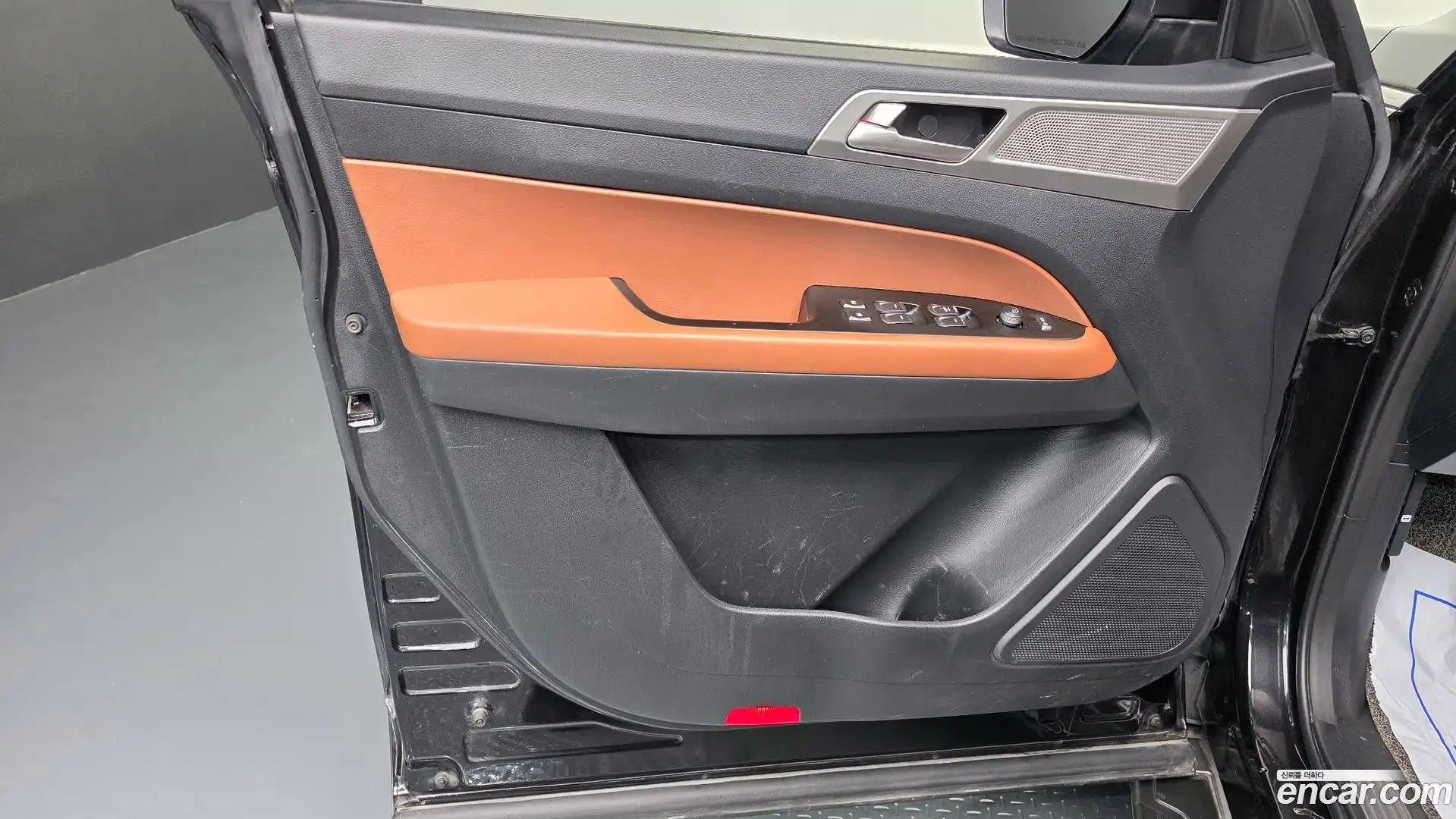 Rexton KG Mobility 2019.7-INNER-034
