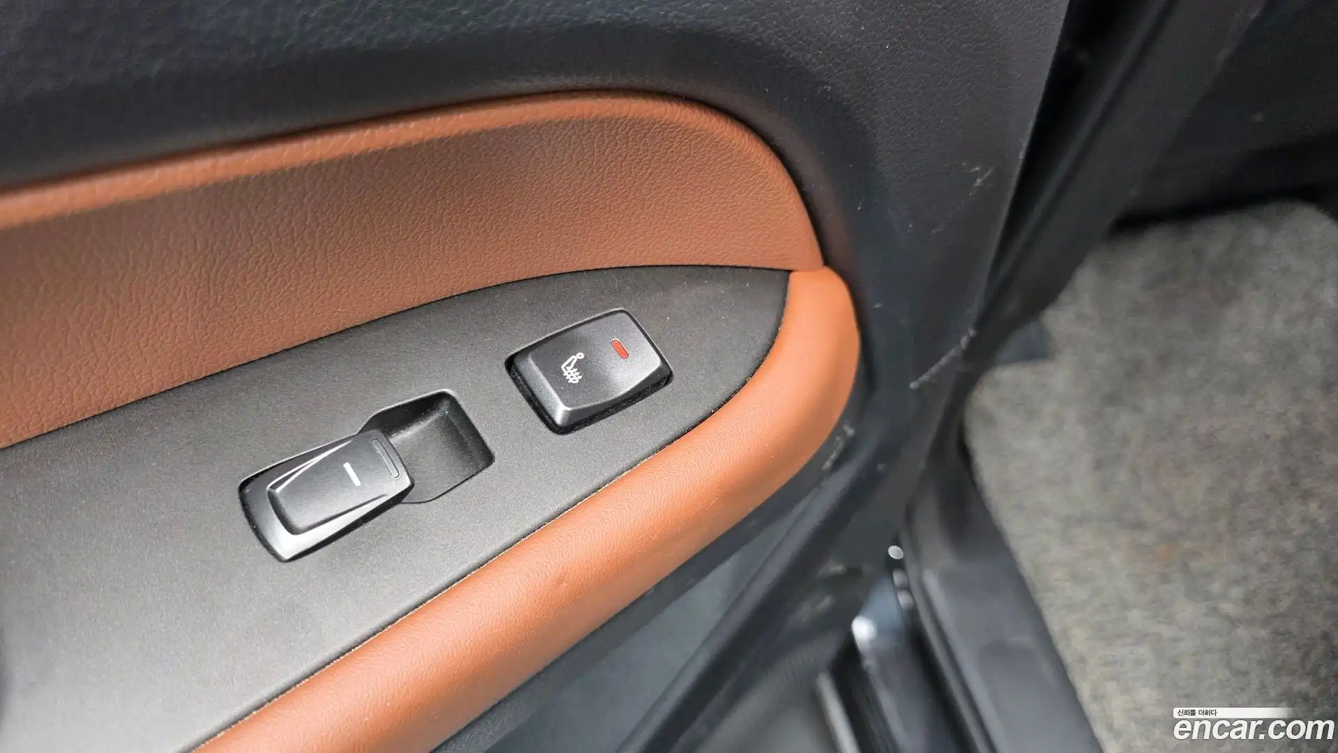 Rexton KG Mobility 2019.7-OPTION-041