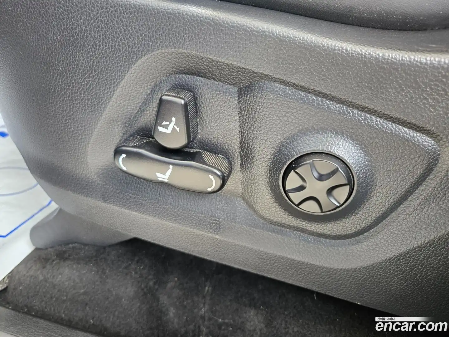 Rexton KG Mobility 2019.7-OPTION-056