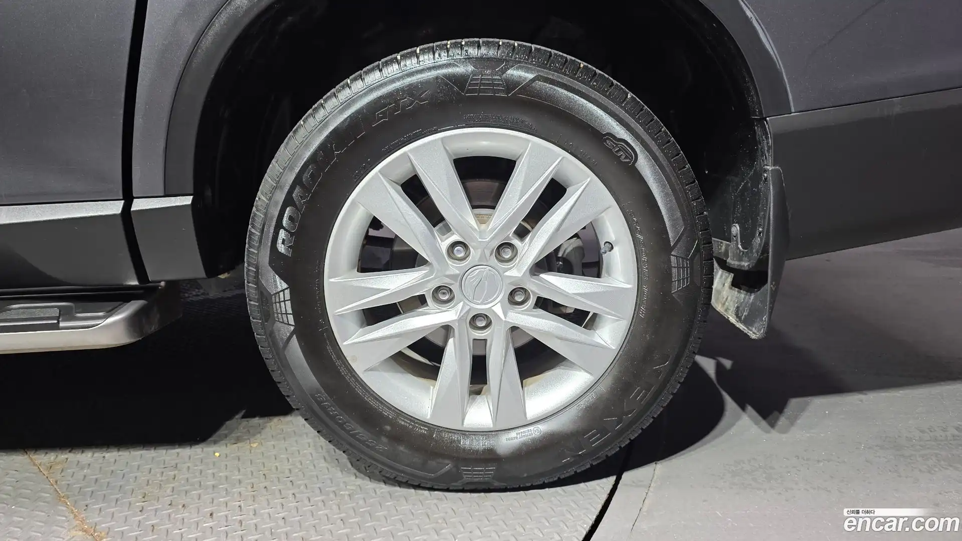 Rexton KG Mobility 2018.5-OUTER-031