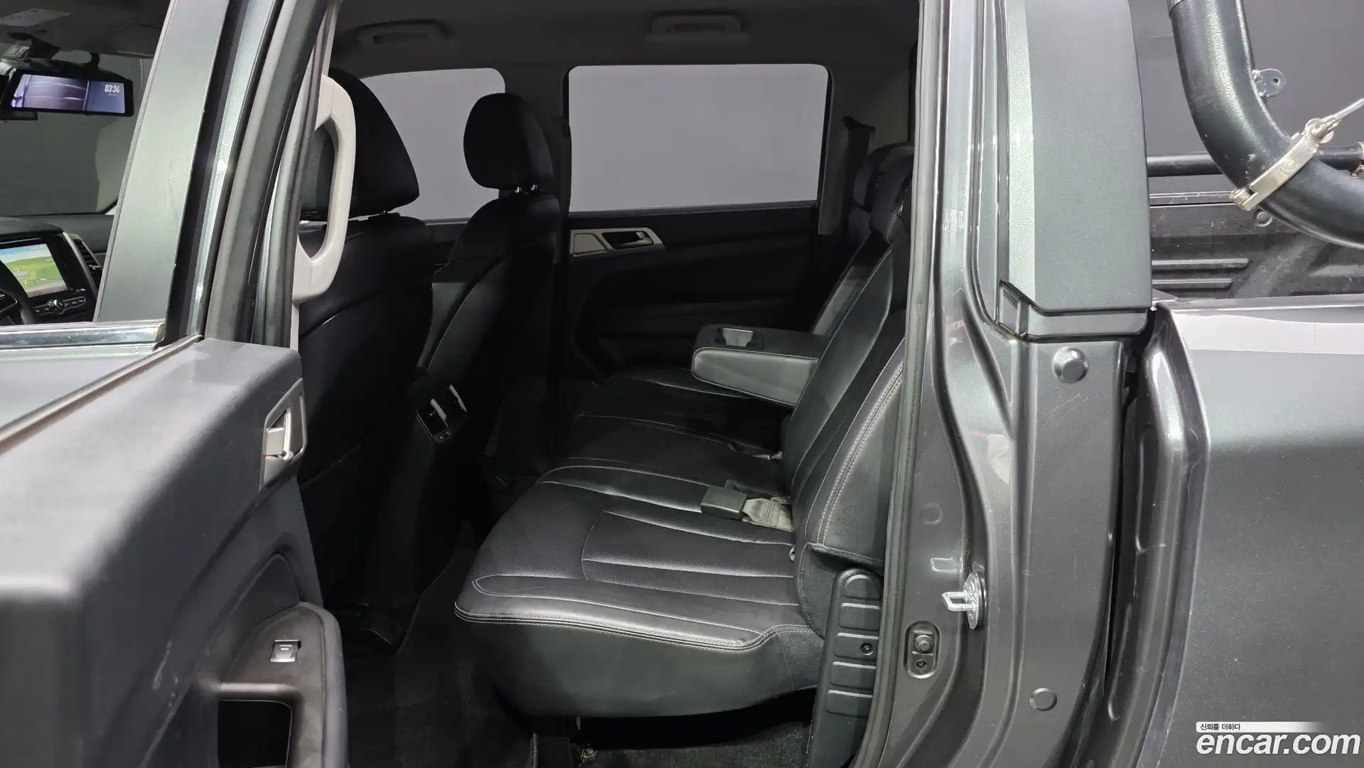 Rexton KG Mobility 2018.5-INNER-036