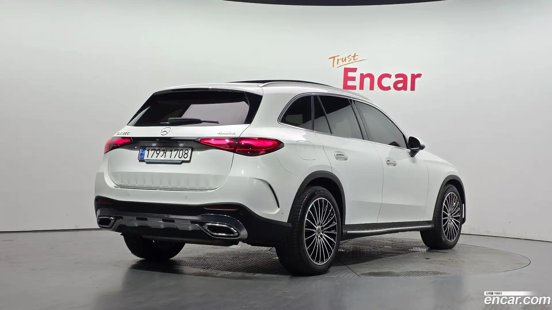 GLC-Class Mercedes-Benz 2023.10-OUTER-002