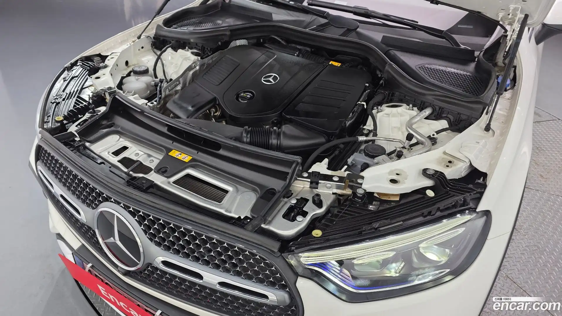 GLC-Class Mercedes-Benz 2023.10-OUTER-006