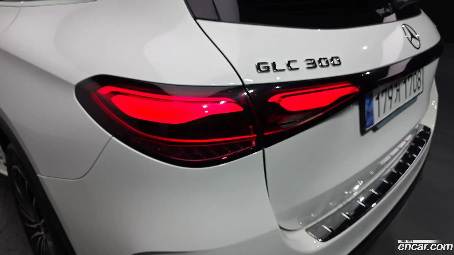 GLC-Class Mercedes-Benz 2023.10-OUTER-033