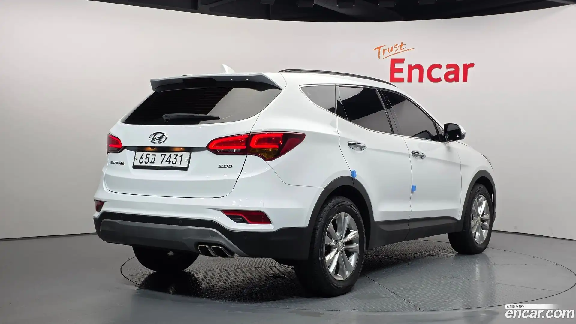 Santafe Hyundai 2018.0-OUTER-002