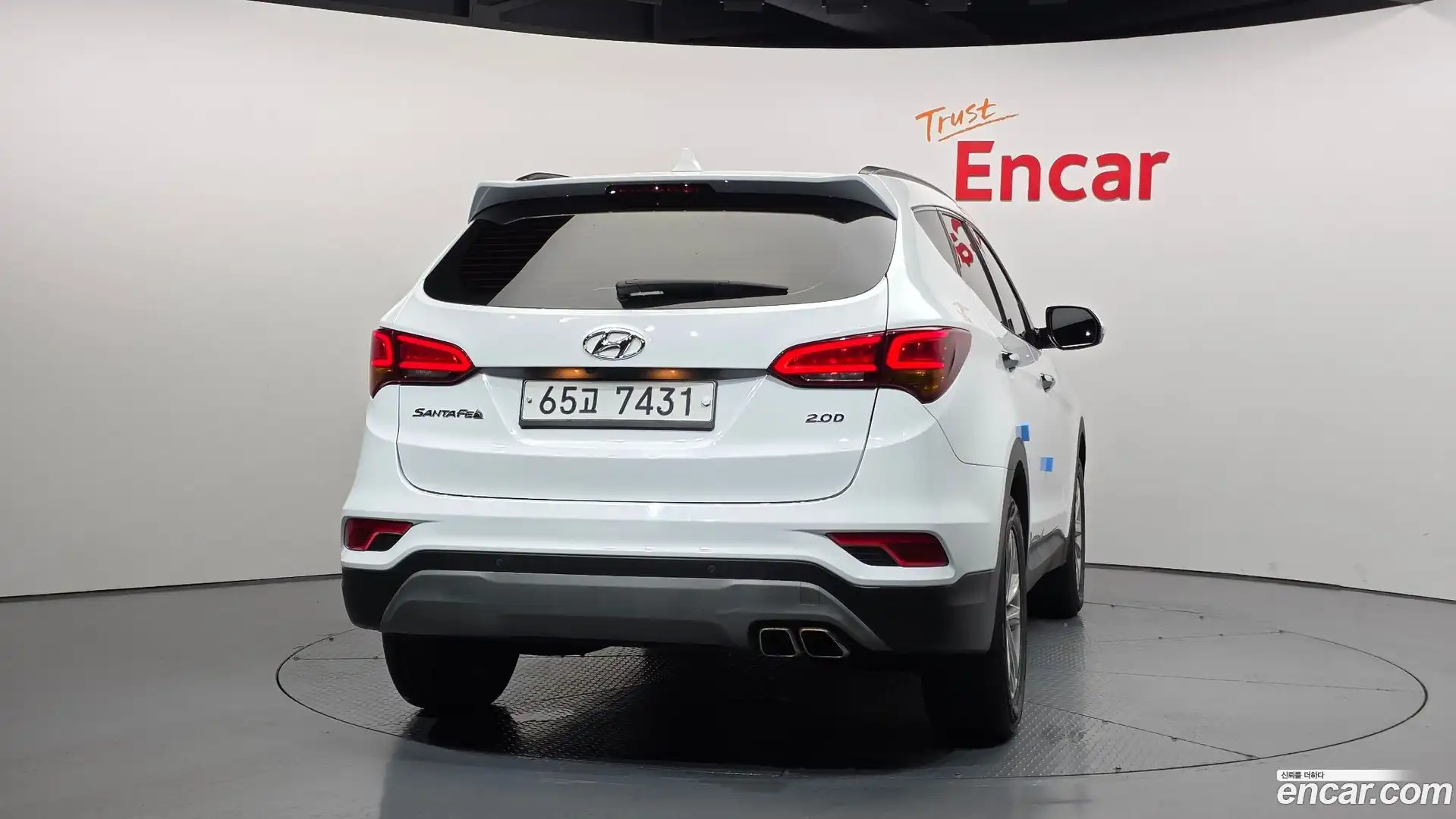 Santafe Hyundai 2018.0-OUTER-004