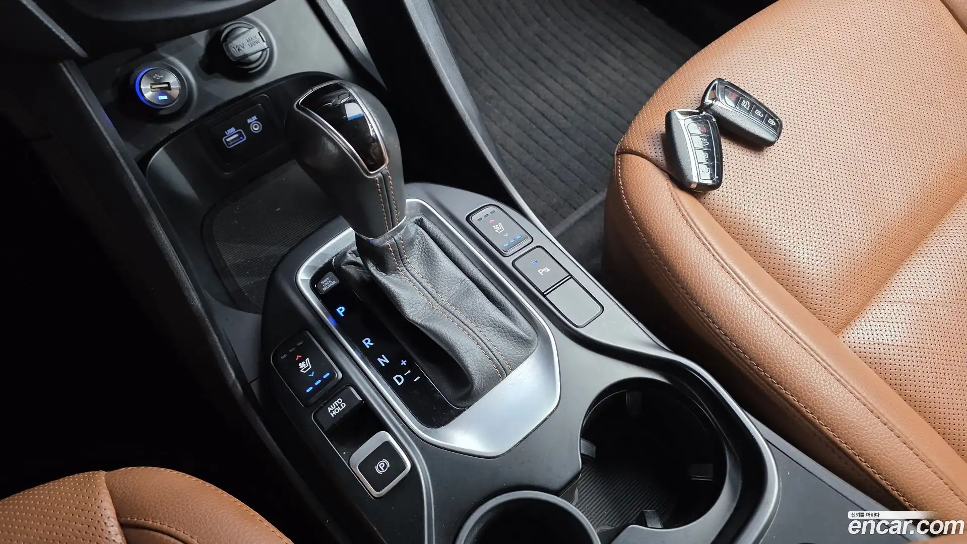 Santafe Hyundai 2018.0-INNER-009