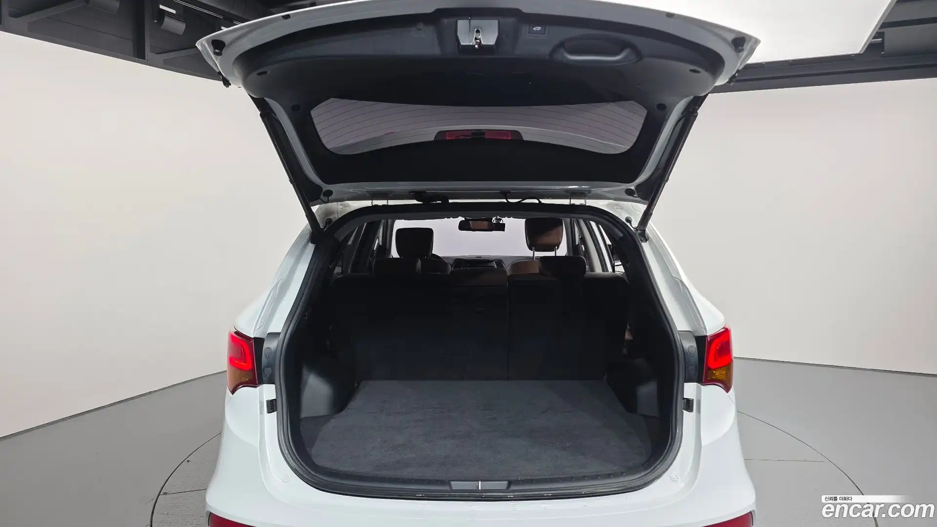 Santafe Hyundai 2018.0-OPTION-024