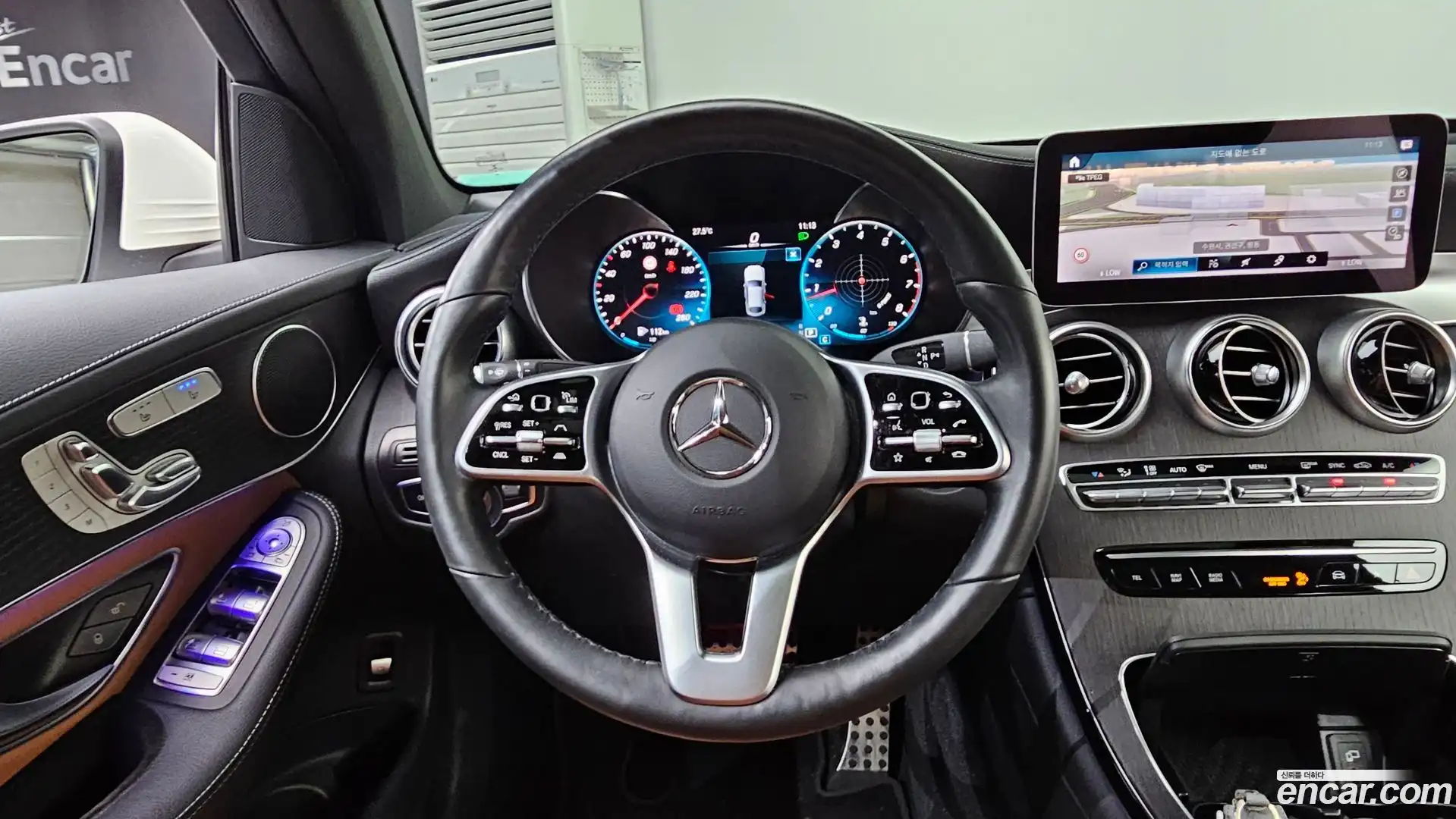 GLC-Class Mercedes-Benz 2021.3-OPTION-017