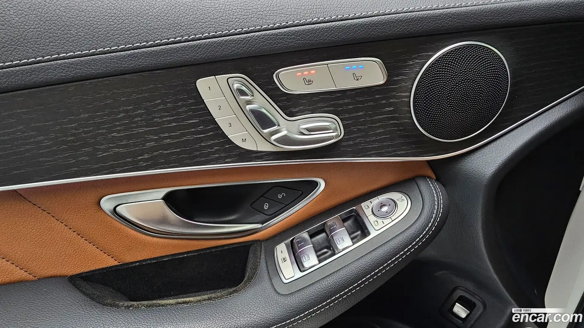 GLC-Class Mercedes-Benz 2021.3-OPTION-021