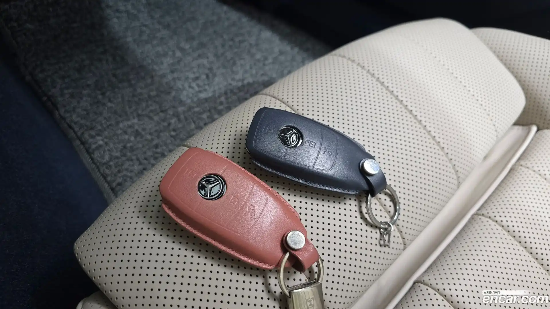 E-Class Mercedes-Benz 2021.5-OPTION-019