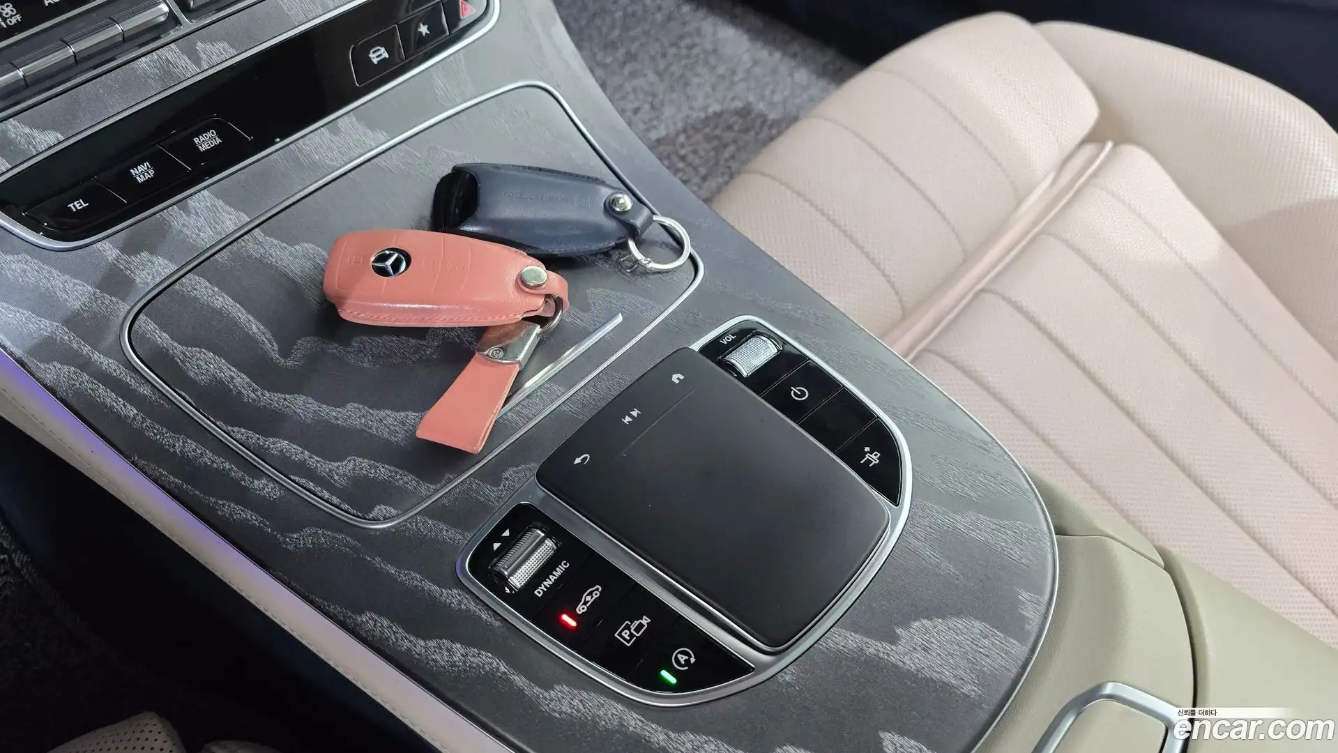 E-Class Mercedes-Benz 2021.5-OPTION-024