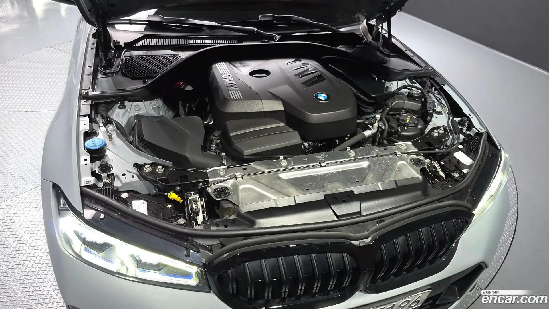 3-Series BMW 2025.8-OUTER-006