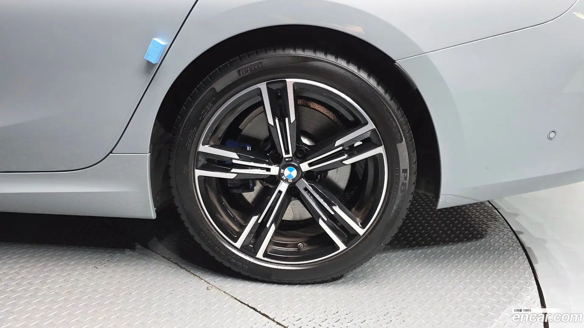 3-Series BMW 2025.8-OUTER-031