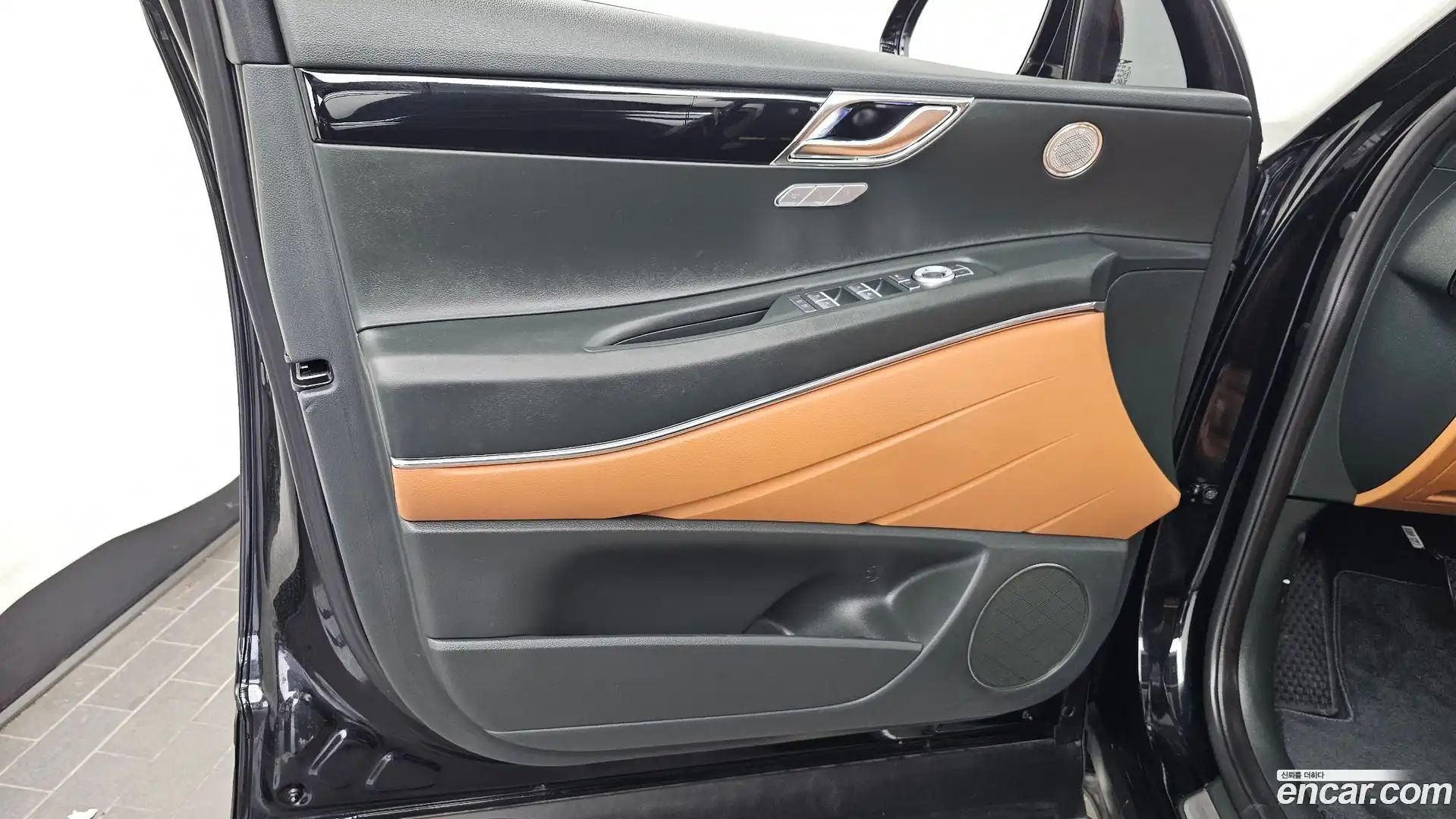 GV80 Genesis 2023.11-INNER-034