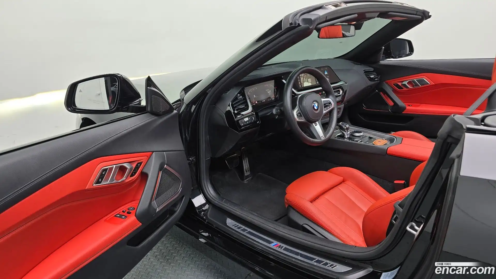 Z4 BMW 2023.10-INNER-010