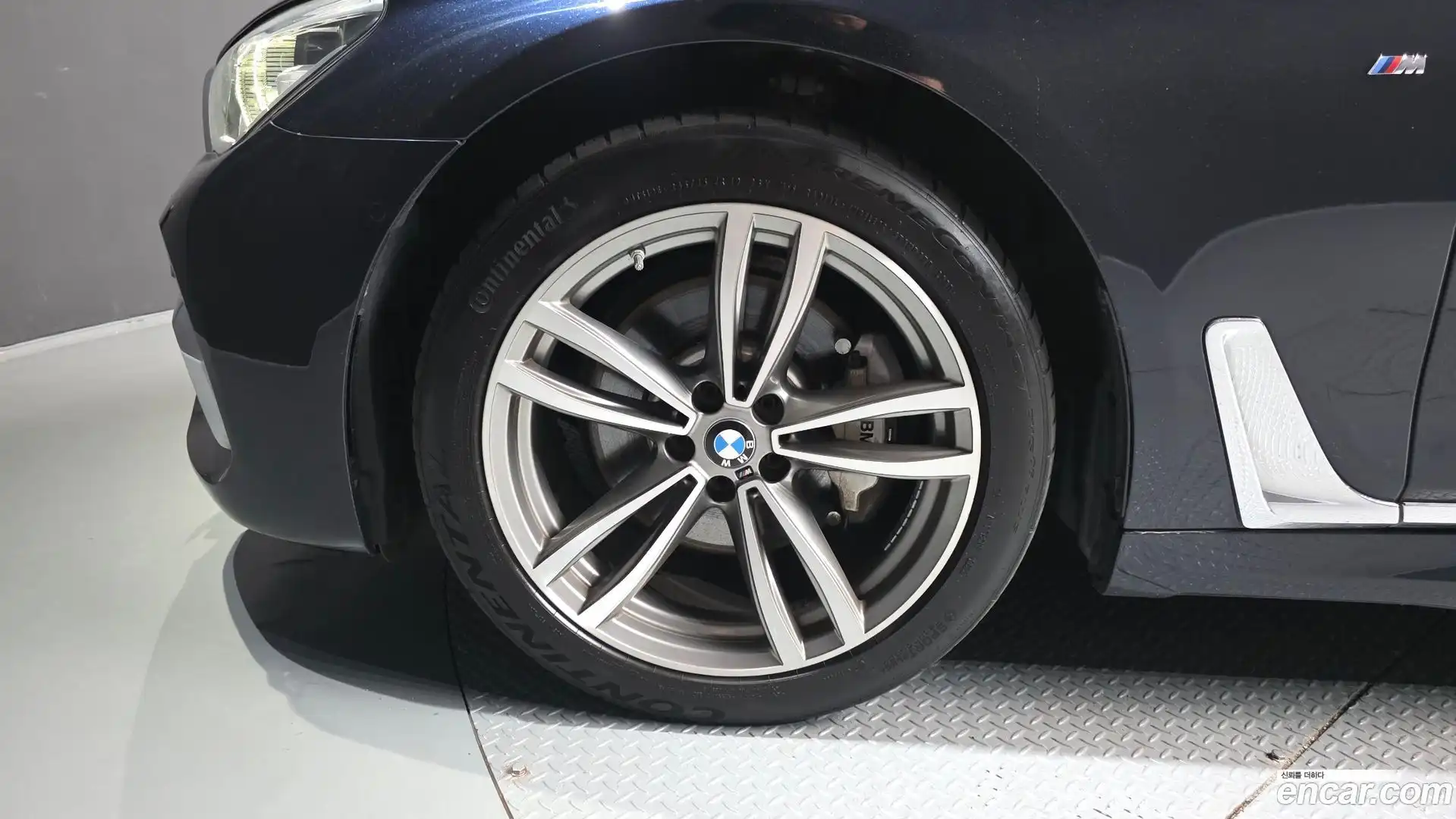 7-Series BMW 2017.2-OUTER-005