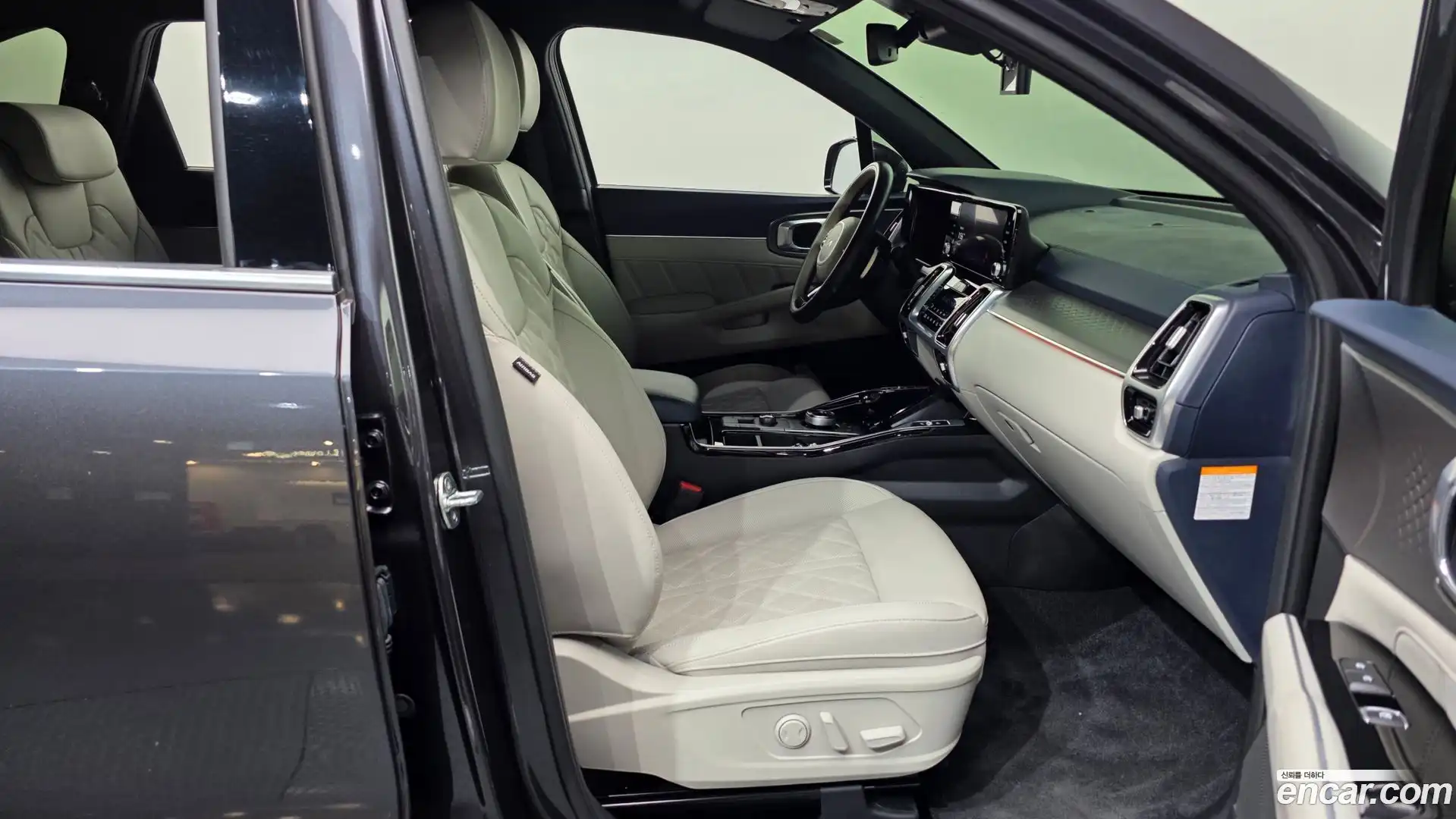 Sorento Kia 2023.1-OPTION-015