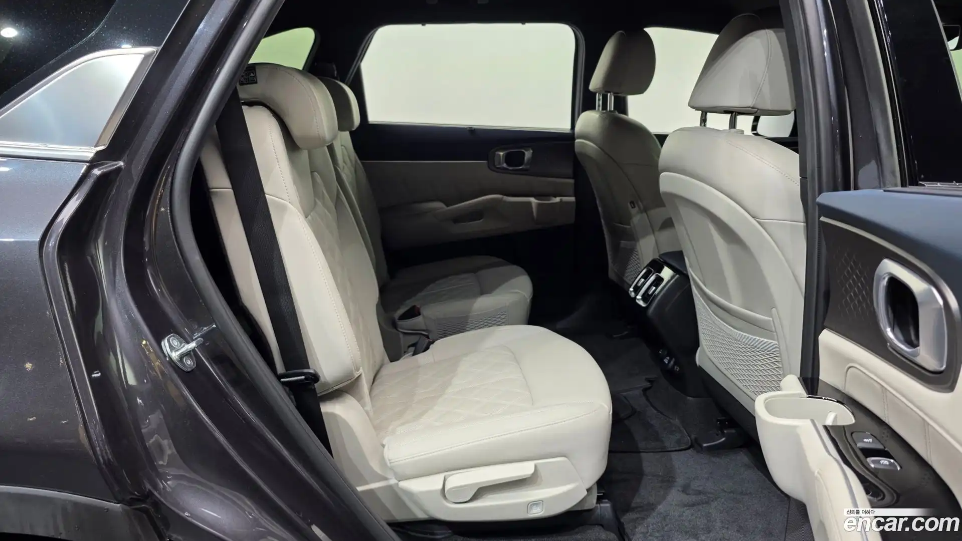 Sorento Kia 2023.1-OPTION-016