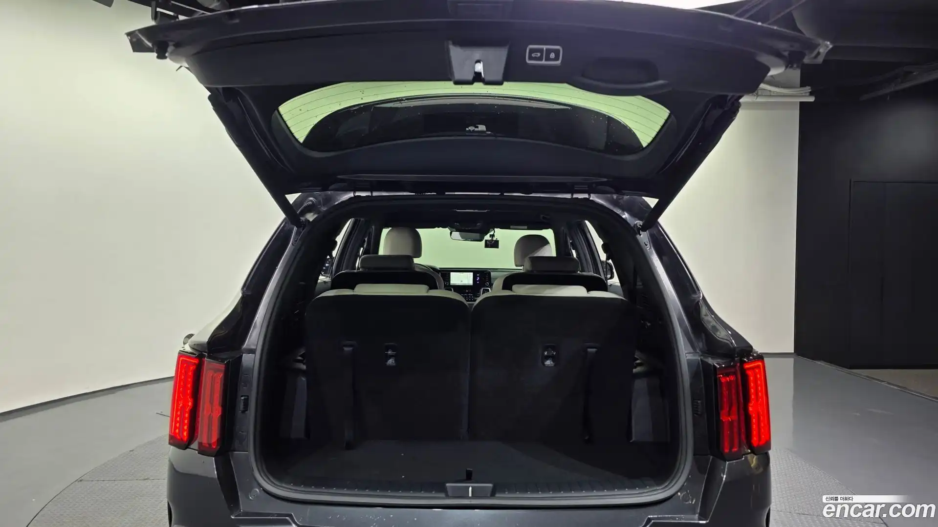 Sorento Kia 2023.1-OPTION-024