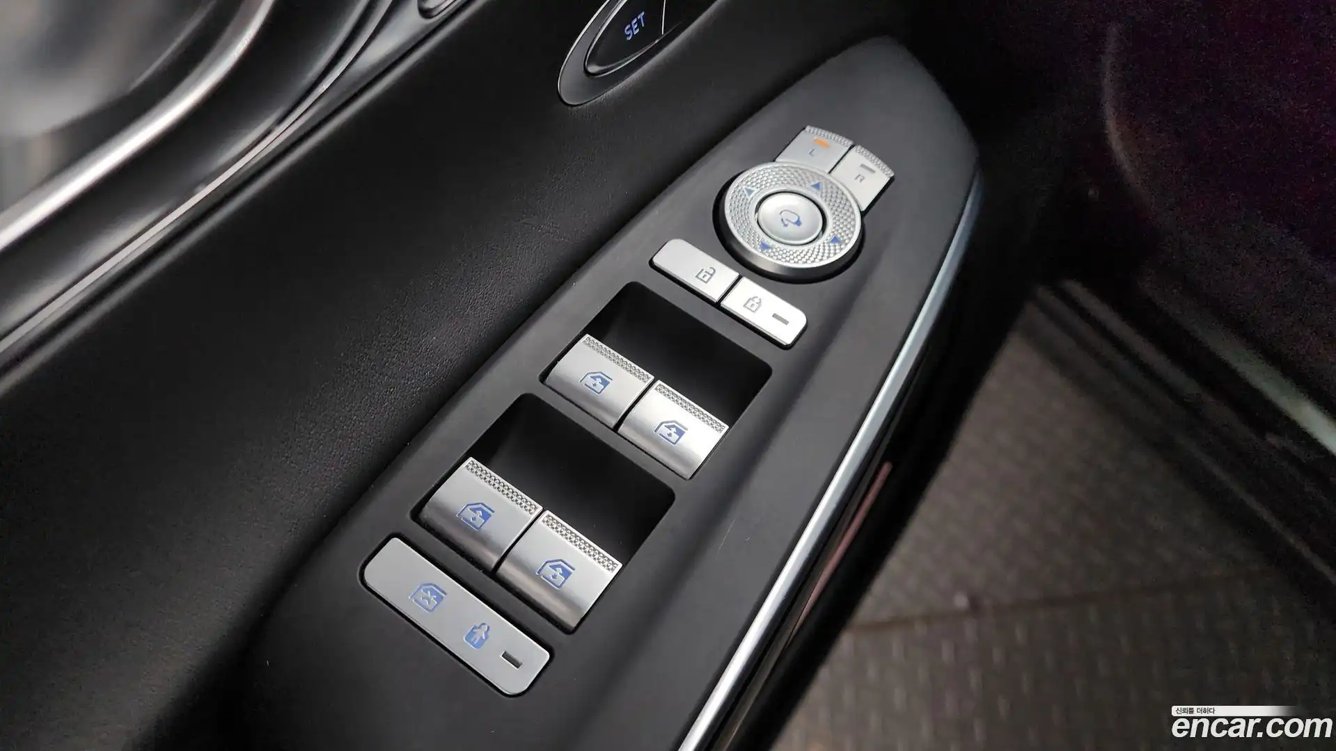 GV70 Genesis 2023.1-OPTION-042