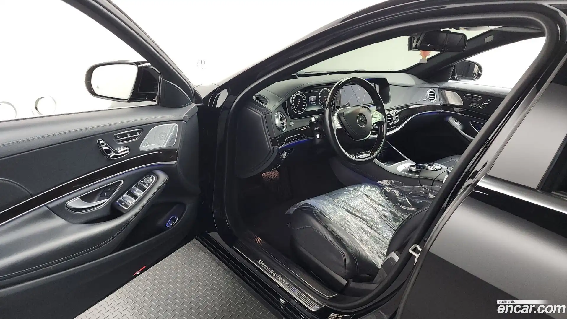 S-Class Mercedes-Benz 2016.3-INNER-010