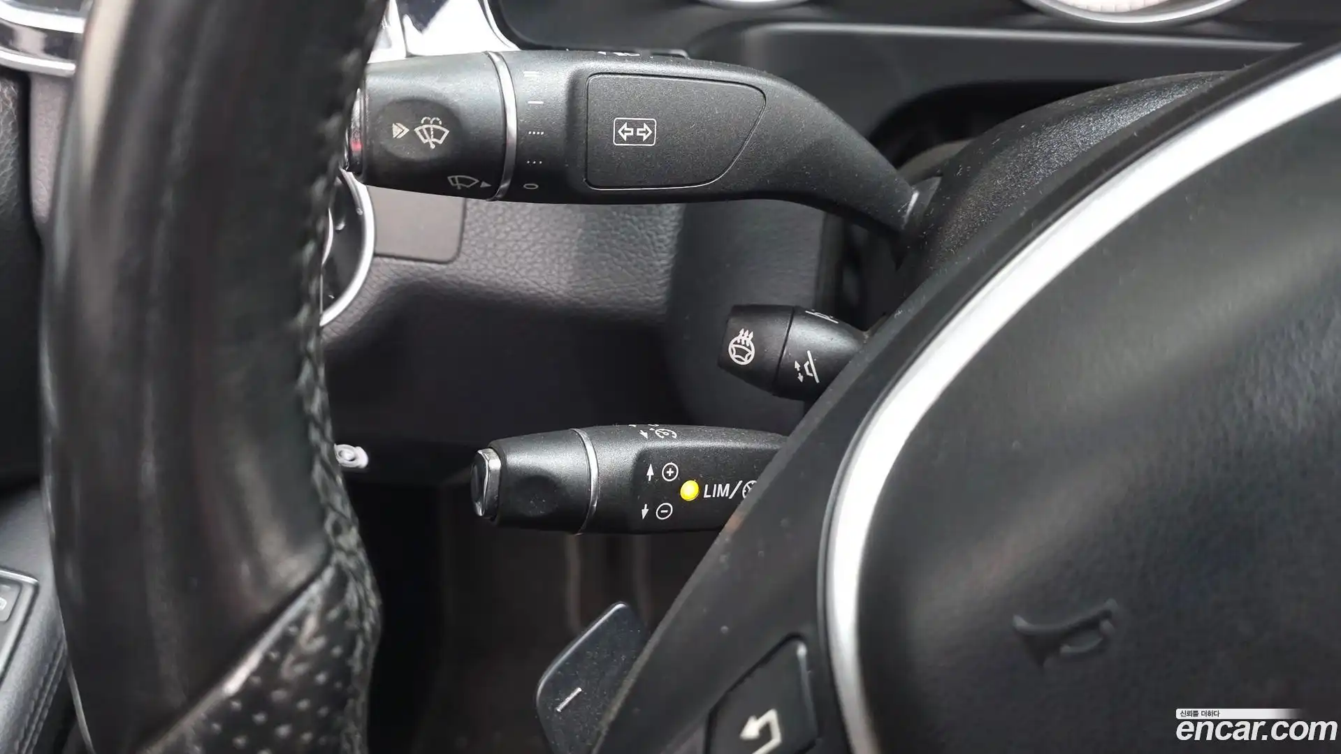 E-Class Mercedes-Benz 2015.11-OPTION-020