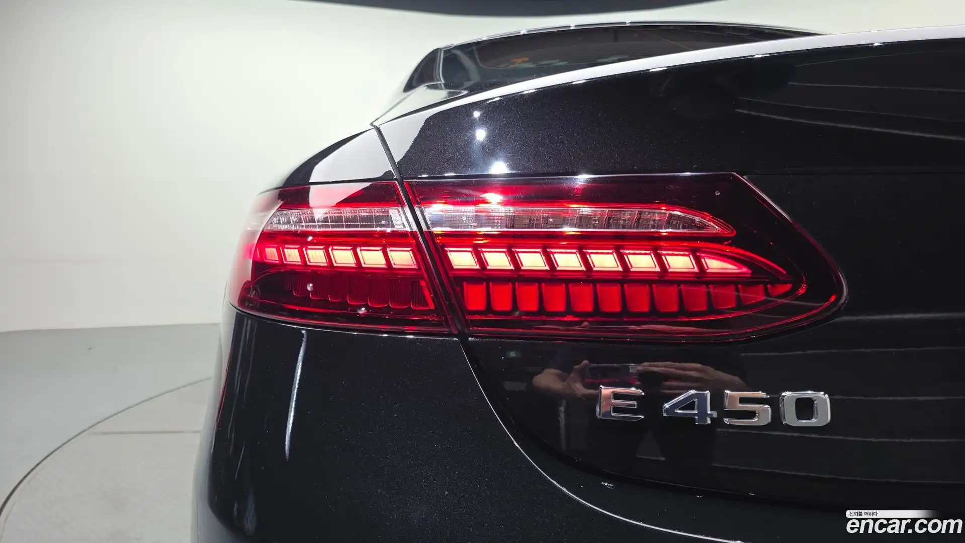 E-Class Mercedes-Benz 2021.3-OUTER-033