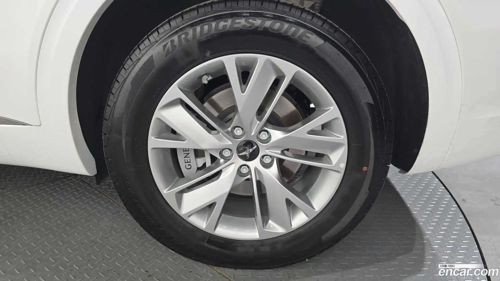 GV70 Genesis 2025.9-OUTER-031