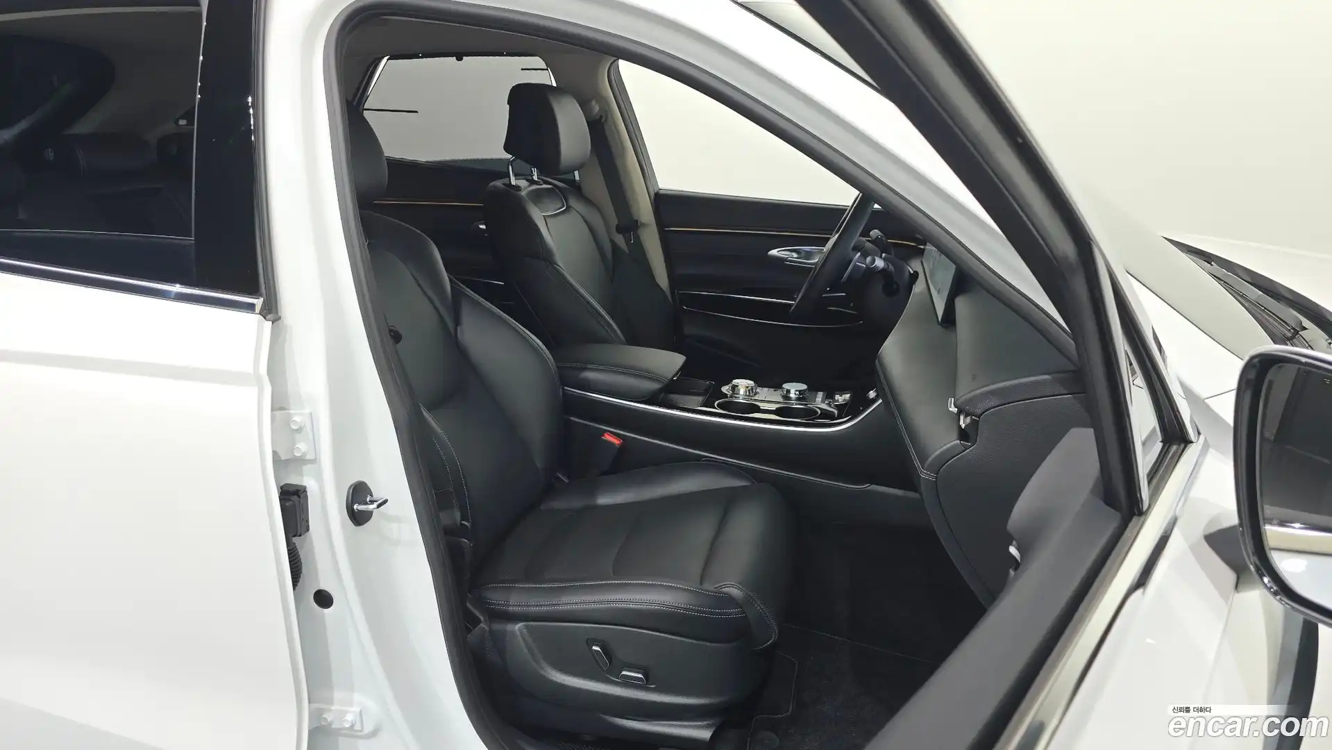 GV70 Genesis 2025.9-INNER-036
