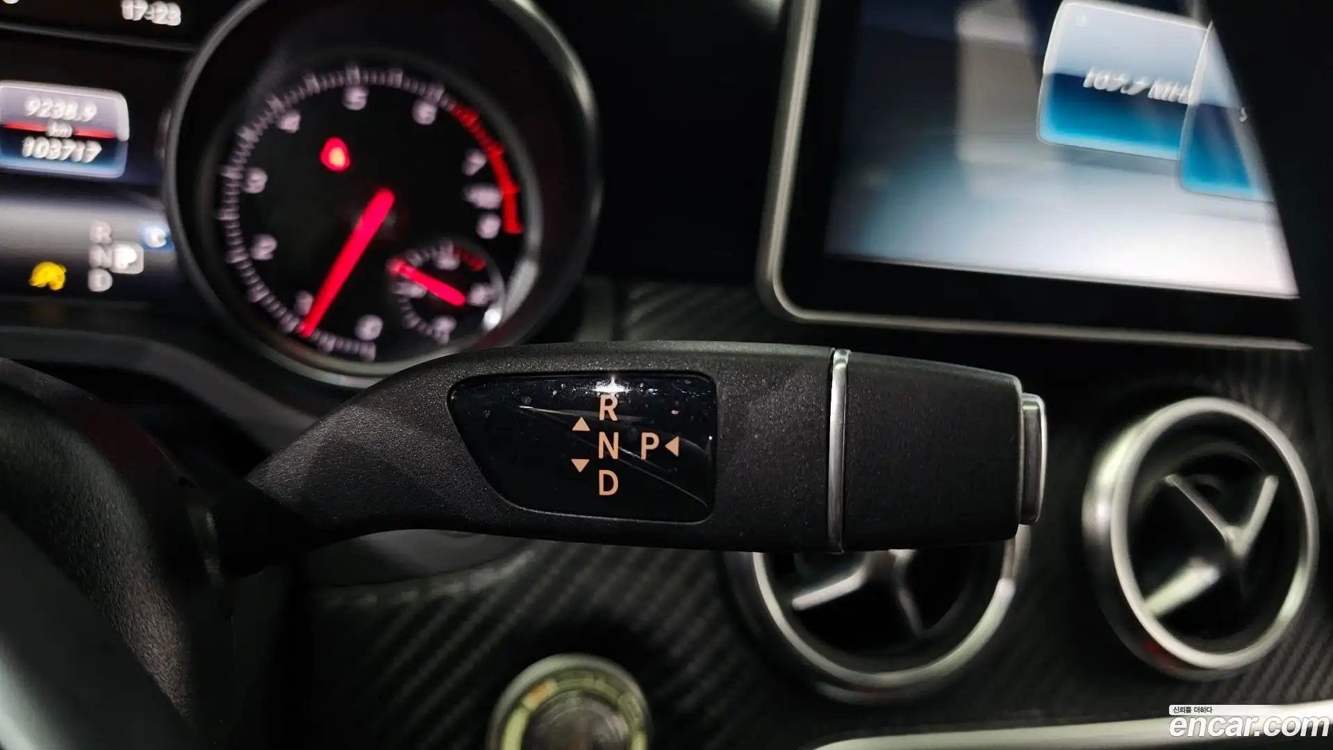 A-Class Mercedes-Benz 2017.7-INNER-009