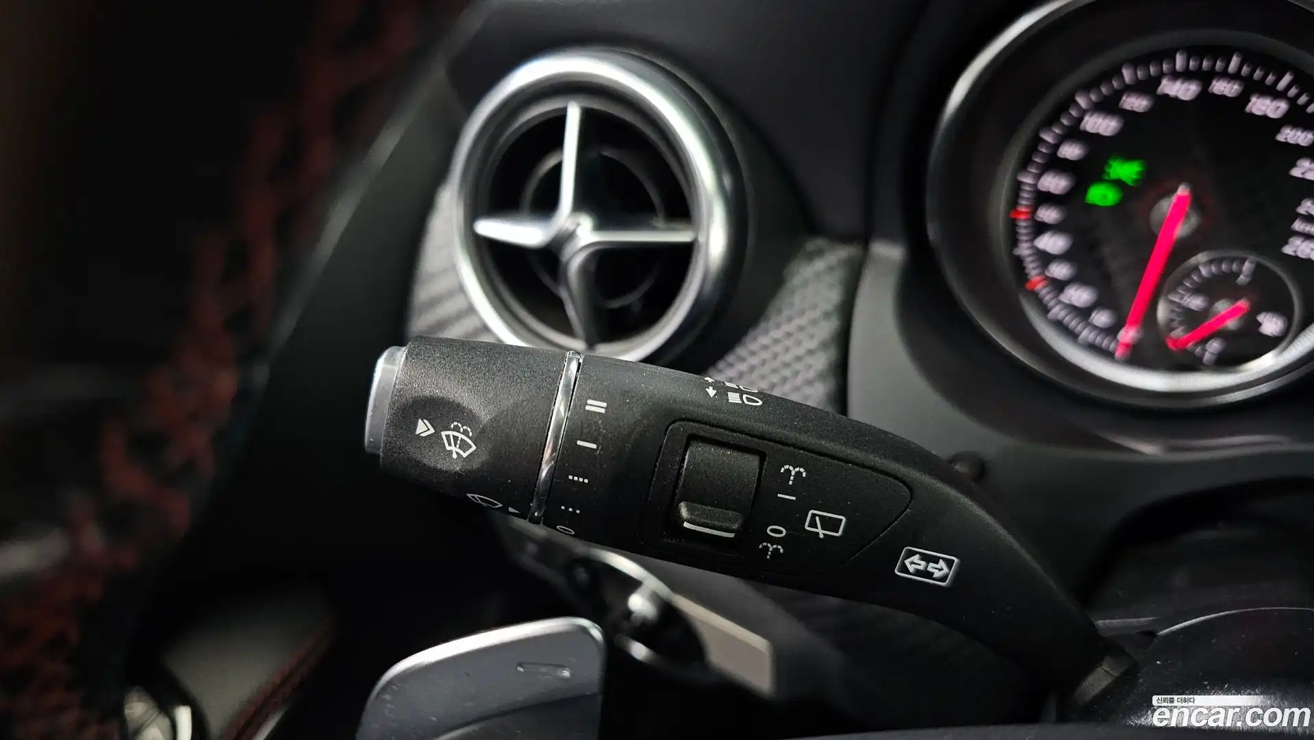 A-Class Mercedes-Benz 2017.7-OPTION-024
