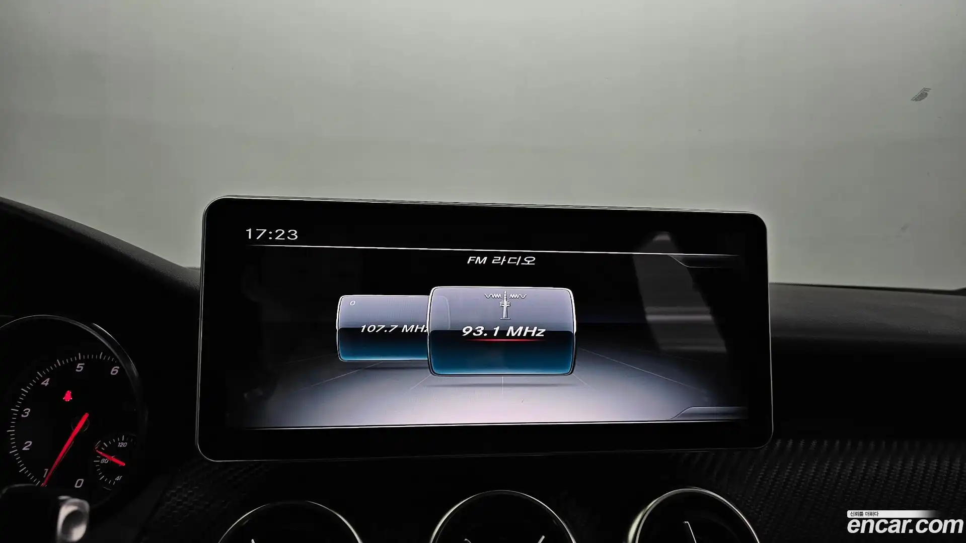 A-Class Mercedes-Benz 2017.7-OPTION-041