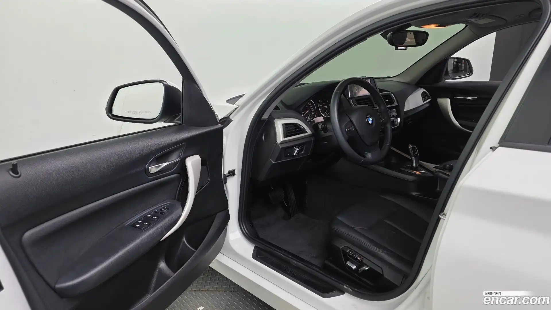 1-Series BMW 2016.8-INNER-010
