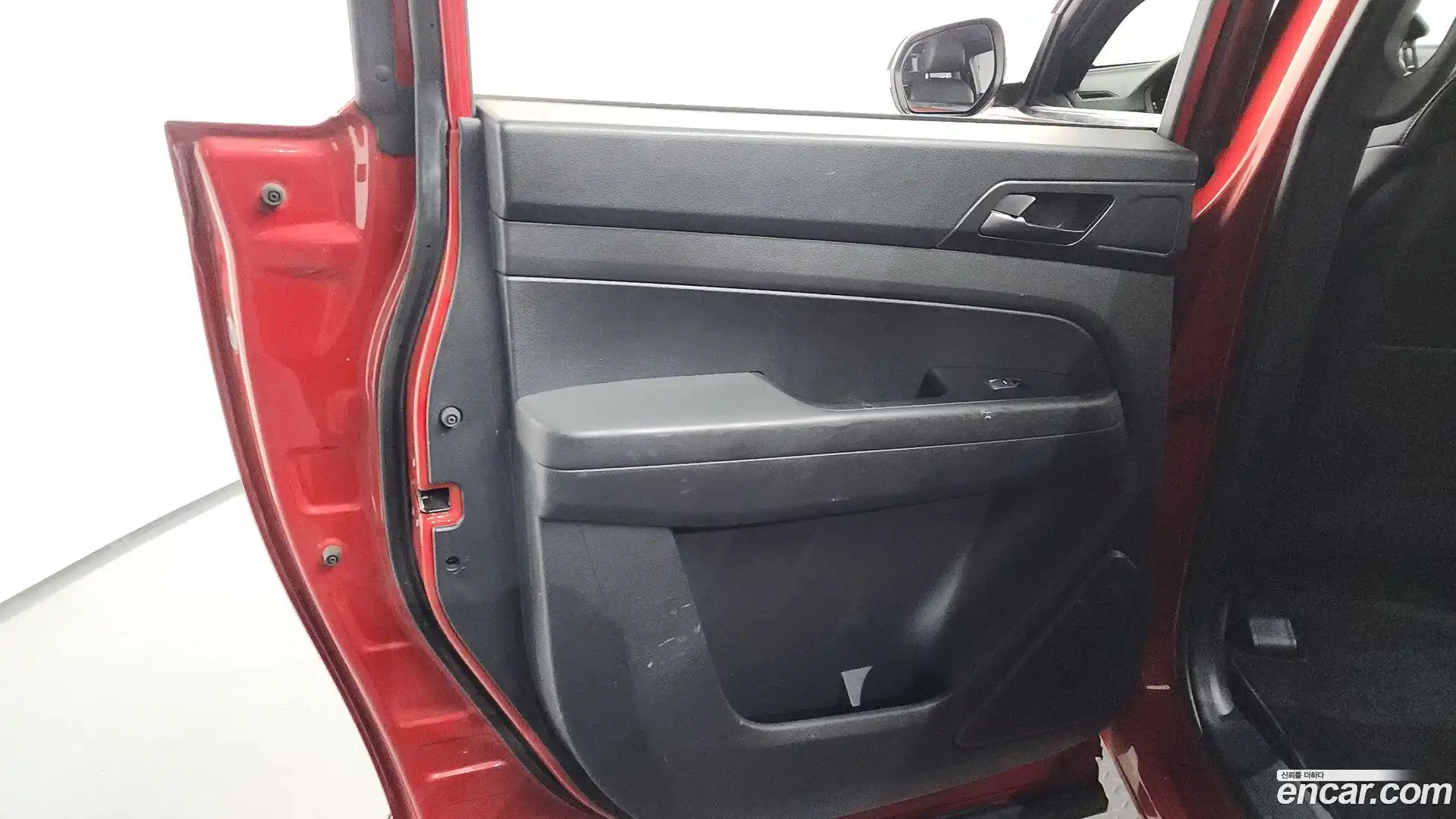Rexton KG Mobility 2021.11-INNER-035