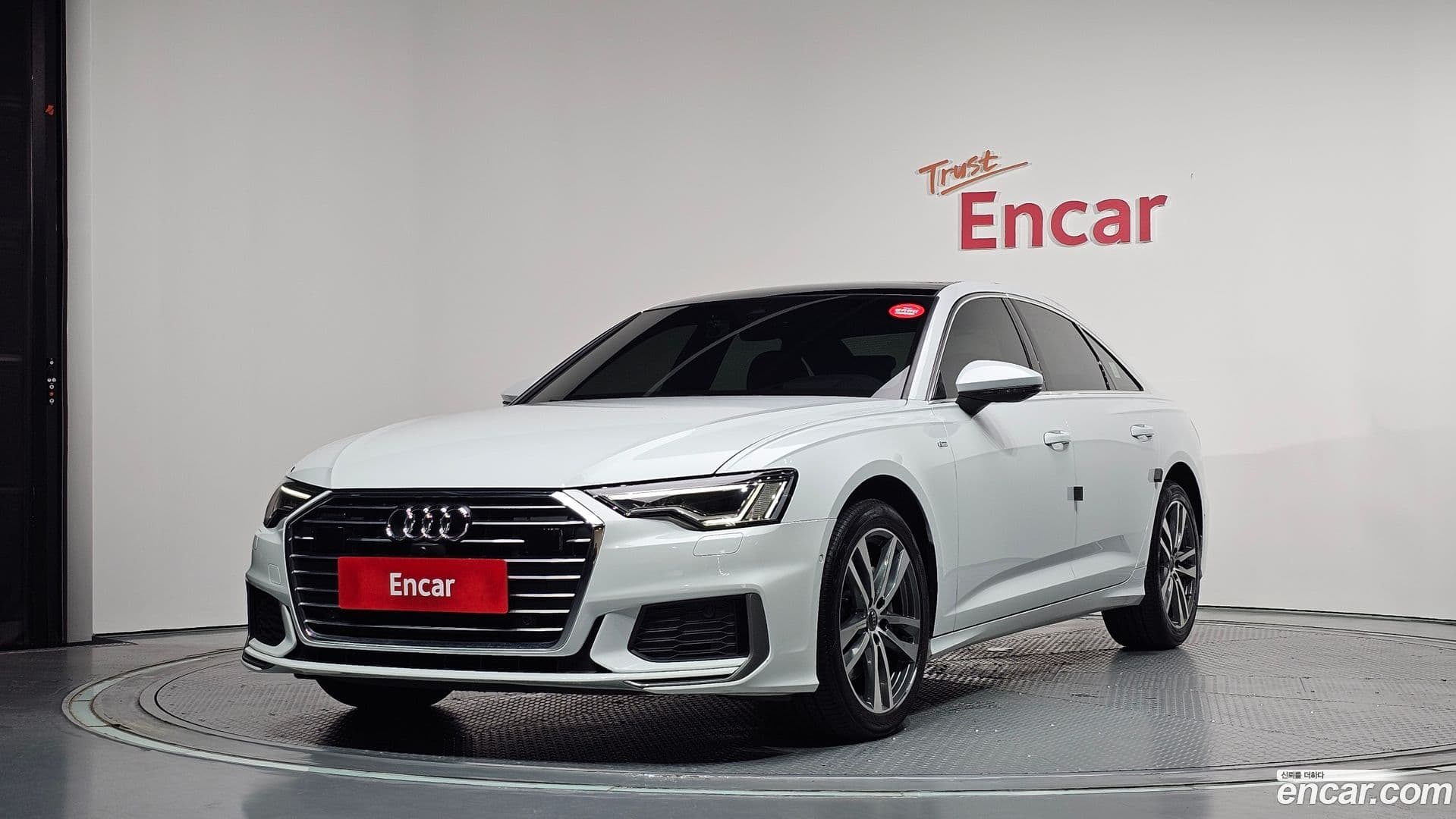 Main__Slider__Photo:A6 Audi 2021.5-0